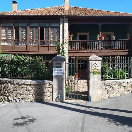 Casa De Aldea Florentina Arenas De Cabrales Eksteriør billede